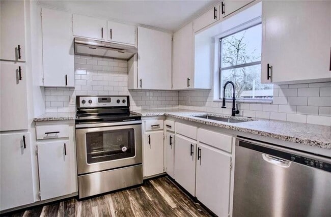 Building Photo - 8308 Peaceful Hill Ln