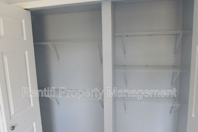 Building Photo - 401 Palmetto Dr
