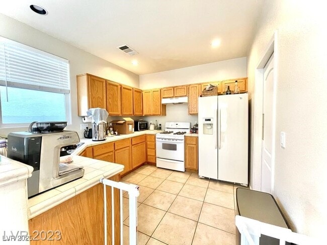 Building Photo - 7279 Twin Maples Ct