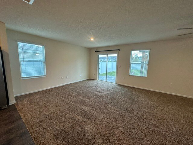 Building Photo - 3 Bedroom Home In Middleburg FL