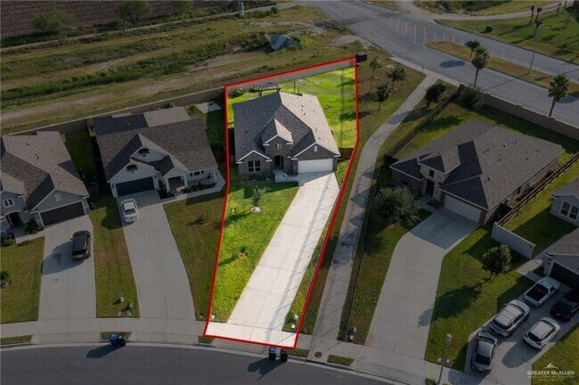 Building Photo - 21 Escondido Pass