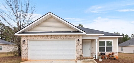 Building Photo - 105 Tahoma Dr