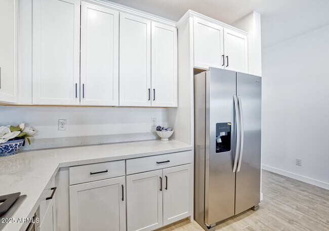 Building Photo - 17350 W Alexandria Way