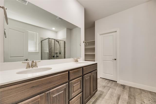 Building Photo - 10813 Brownwood Pl