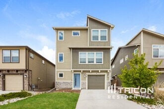 Building Photo - 818 Grissom Dr.
