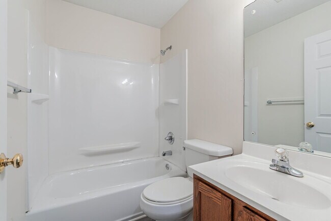 Building Photo - 5205 Cub Cir