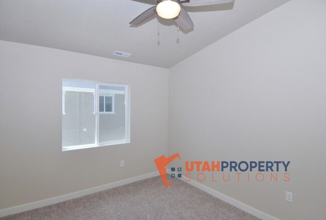 Building Photo - 14927 S Thunder Horse Ln