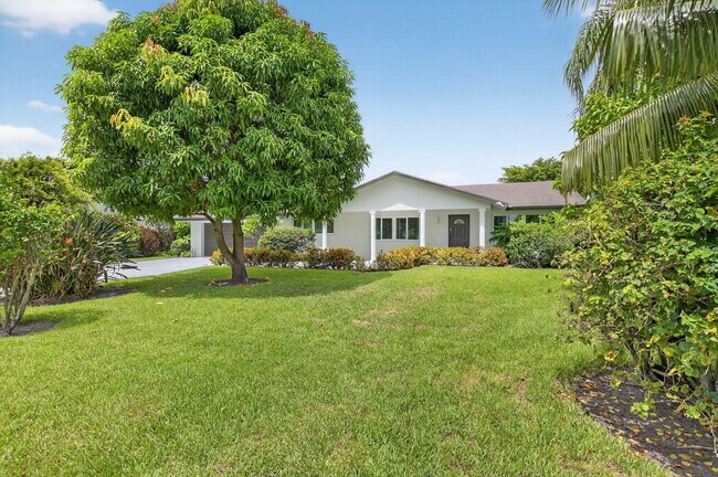 Primary Photo - 4599 Brady Blvd