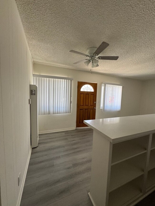 Building Photo - 1 Bed Apartment in Prime Playa Del Rey -  ...