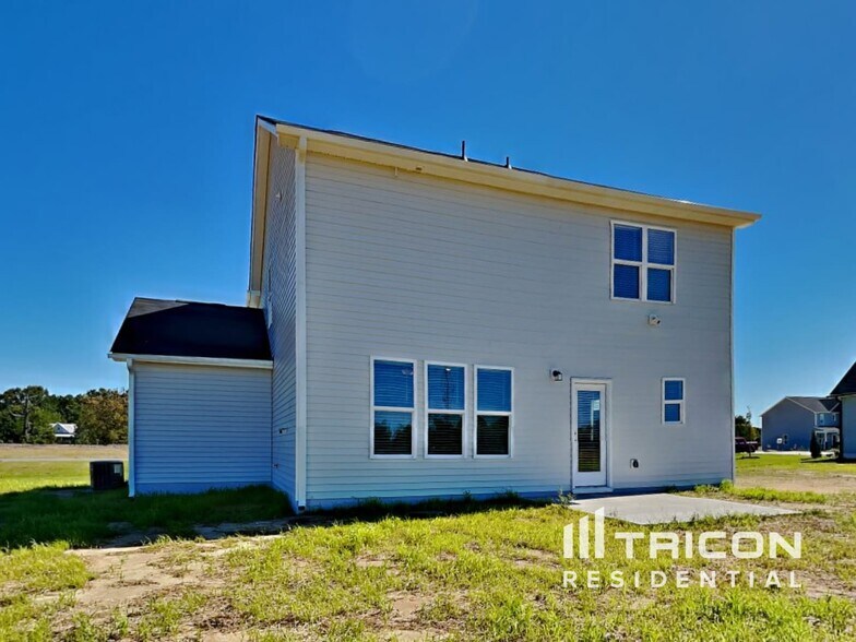 Building Photo - 137 Sawyer Ml Dr