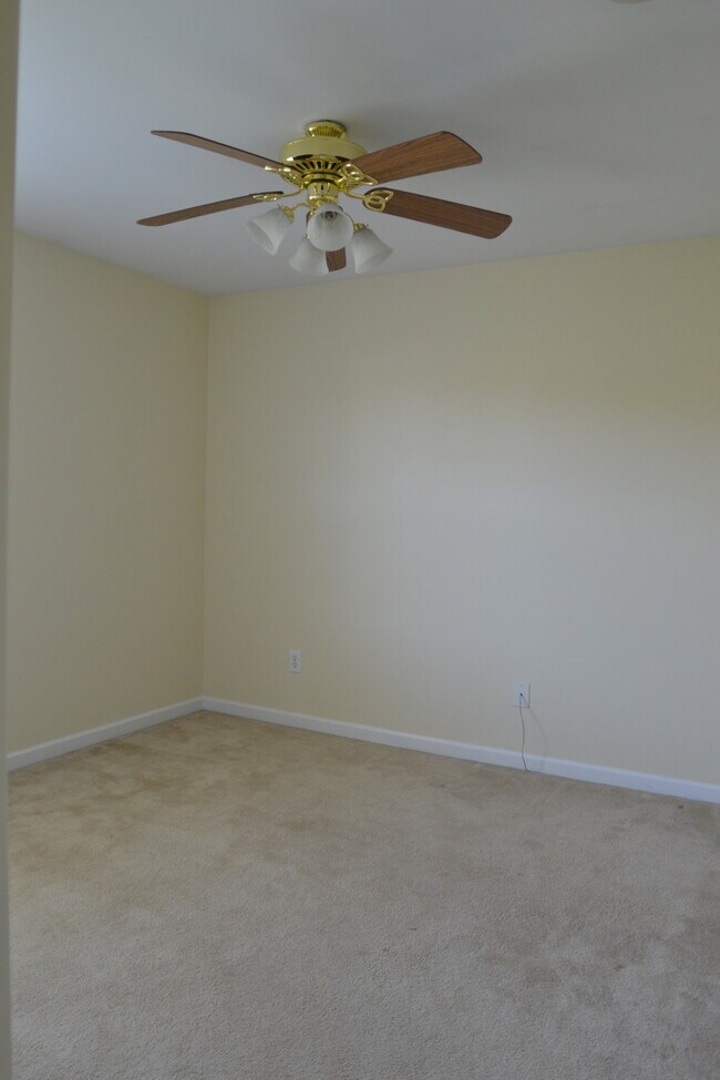 Building Photo - 3895 Eagleston Ct