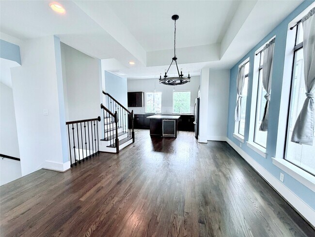 Building Photo - 2913 Leeland St