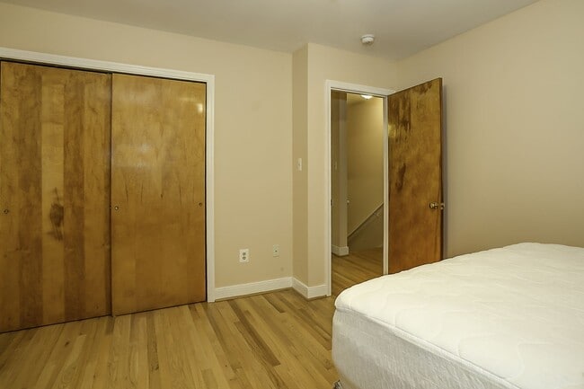 Building Photo - 110 Shasta Ct