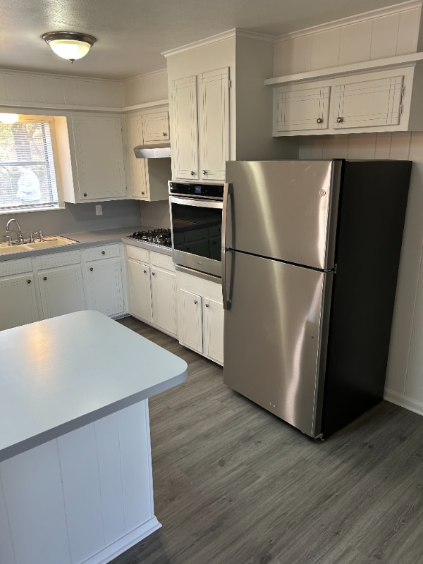 Building Photo - 137 Hardy Ave