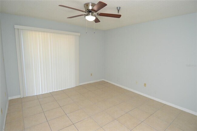 Building Photo - 10265 Gandy Blvd N