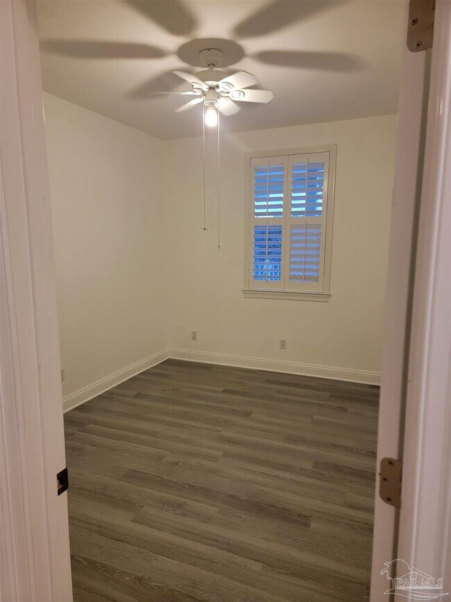 Building Photo - 4050 Indigo Dr