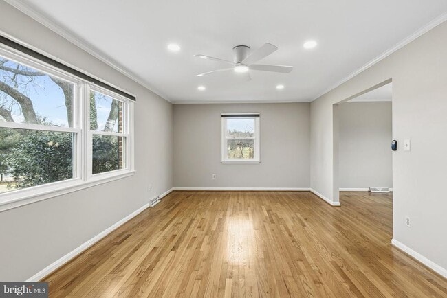 Building Photo - 2713 Wesleyan Dr