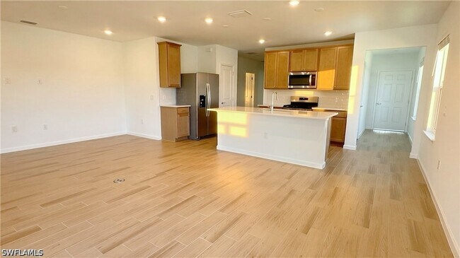 Building Photo - 16922 Sage Ter