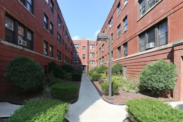 5738 N Winthrop Ave - 5738 N Winthrop Ave Chicago IL 60660 | Apartment ...