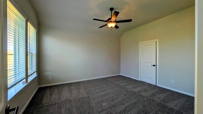 Building Photo - 31814 Blossom Ln