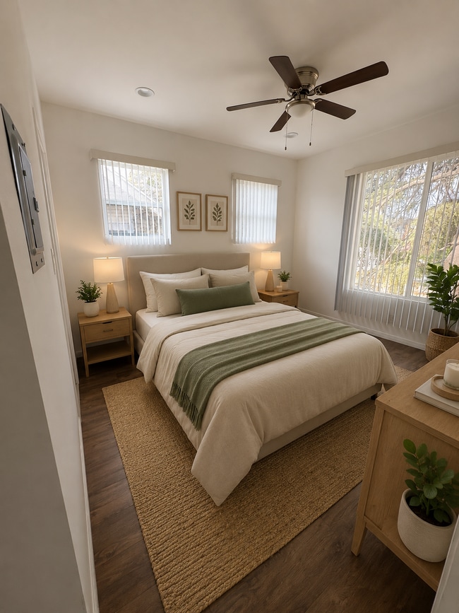 Building Photo - 555 N La Cadena Dr
