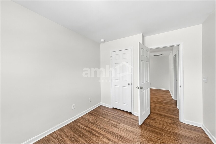 Building Photo - 9407 Abney Ct