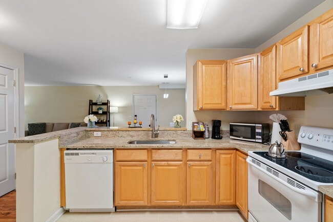 Building Photo - 501 Garrison Woods Dr