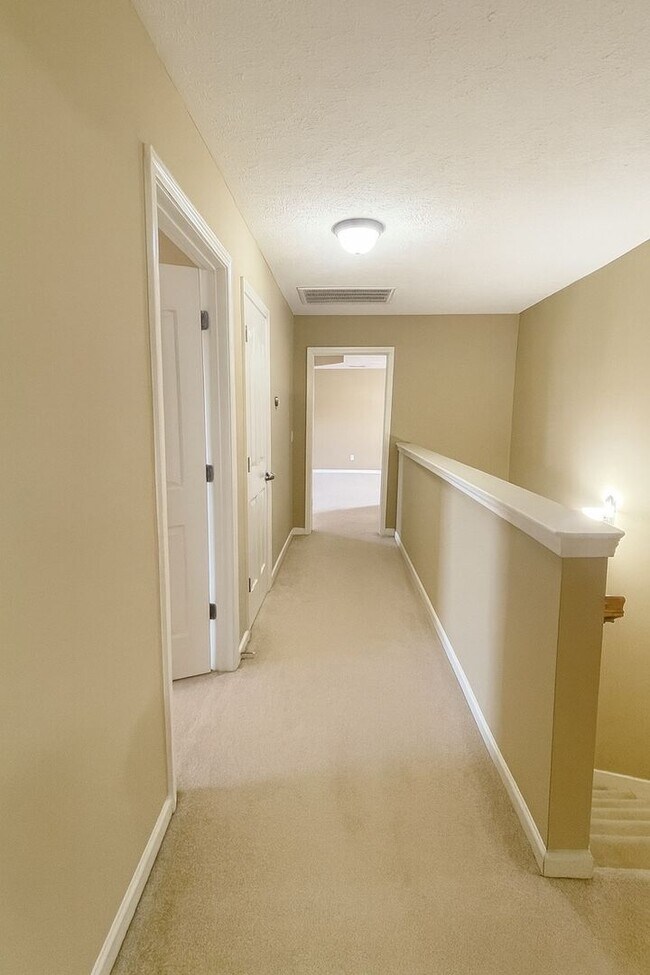 Building Photo - Spacious 4BR House in Cane Ridge Farms