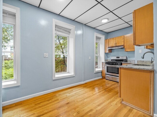 Primary Photo - 43 Coleman St