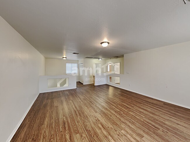 Building Photo - 1030 S 223rd Ln