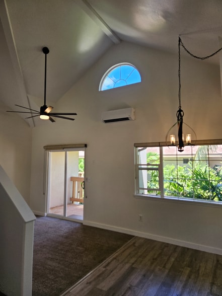 Building Photo - 75 Halili Ln