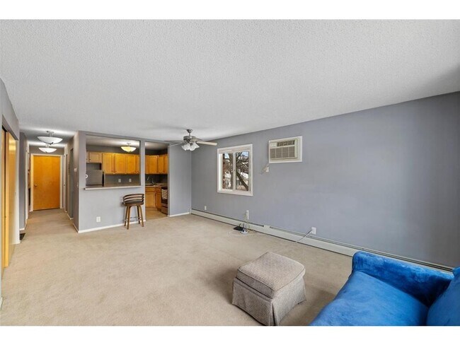 Building Photo - 3624 E 38th St