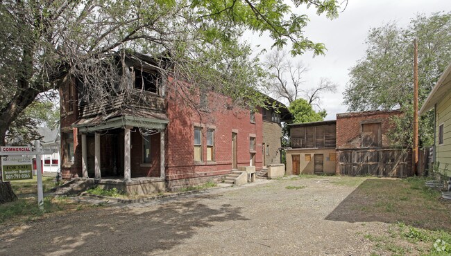Primary Photo - 500 W 24th St