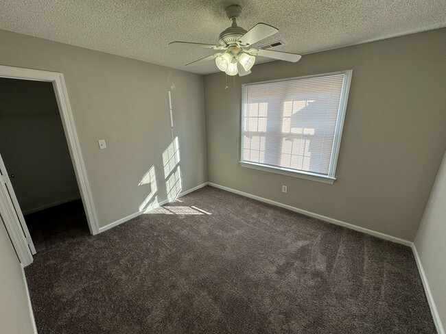 Building Photo - Renovated 3 Bedroom House Near Black Creek...