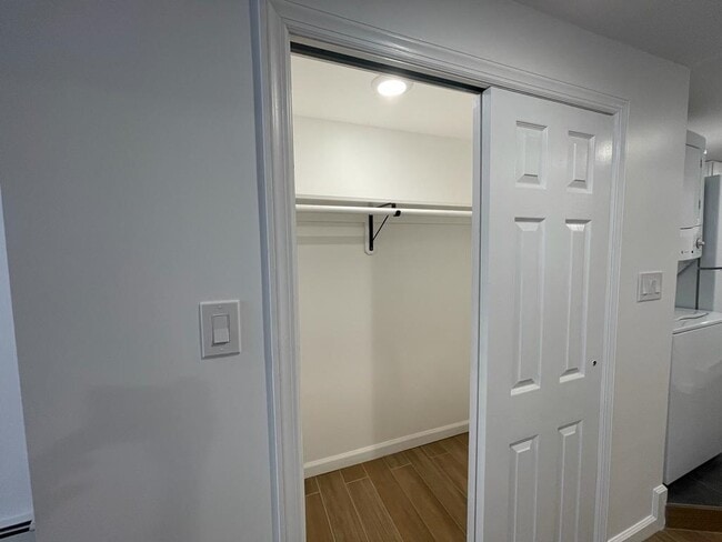 Building Photo - 6041 Palisade Ave