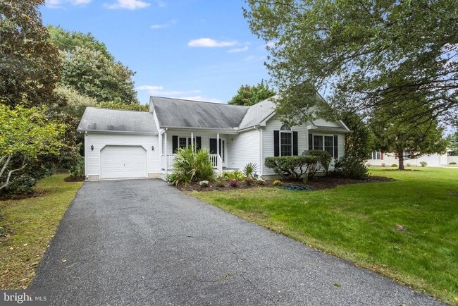 Building Photo - 37487 Burton Ct