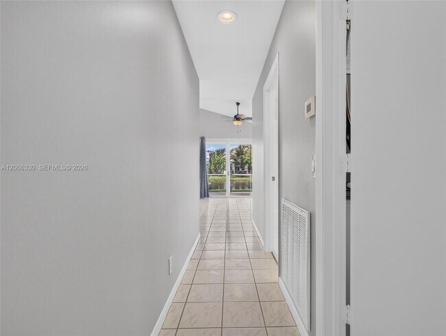 Building Photo - 1520 Seabay Rd
