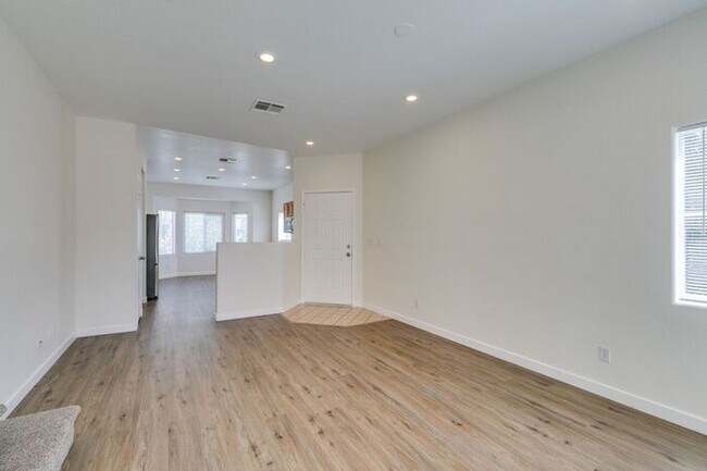 Building Photo - Bright & Airy 3-Bedroom Home with Private Balcony & Open Flow Living * COMING SOON *