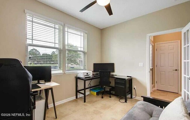 Building Photo - 459 Vineyard Ln