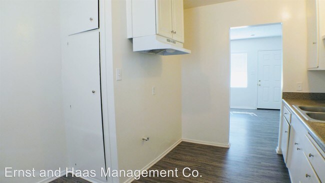 Building Photo - 202 N Culver Ave