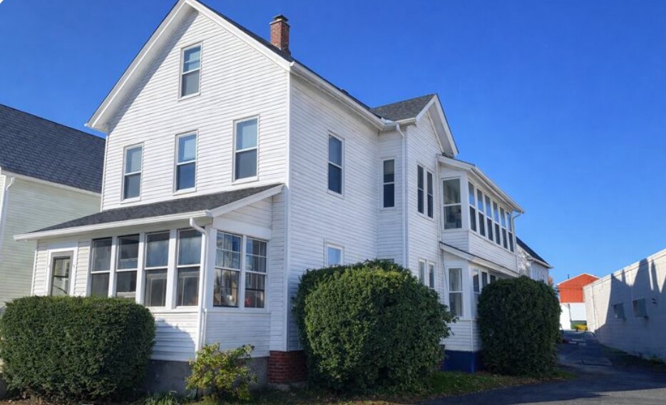 Building Photo - 9 Summer St