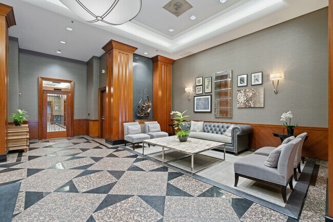 Building Photo - 545 N Dearborn St