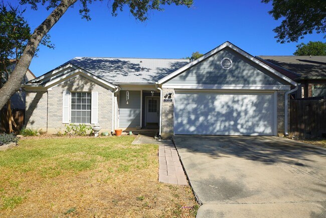 Primary Photo - Great Home Near Randolph AFB - Realtor Com...