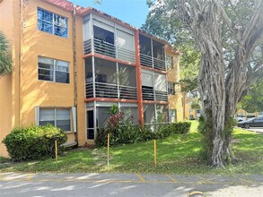 Building Photo - 4344 NW 9th Ave