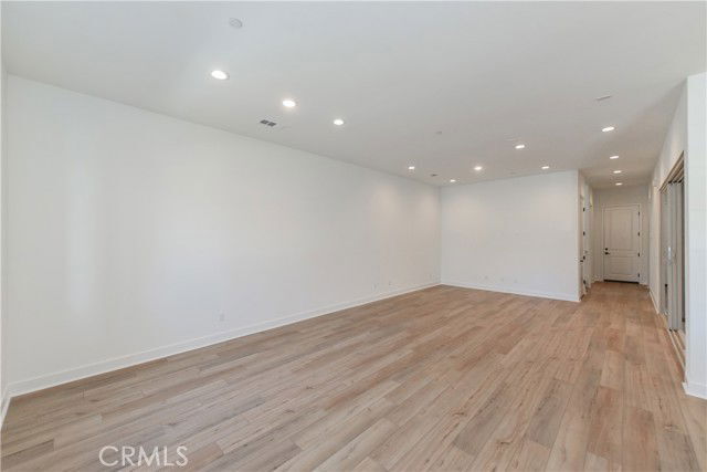 Building Photo - 162 Pattern