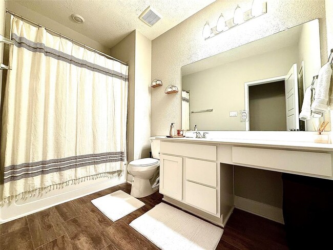 Building Photo - 10402 Sherwin Pass Dr