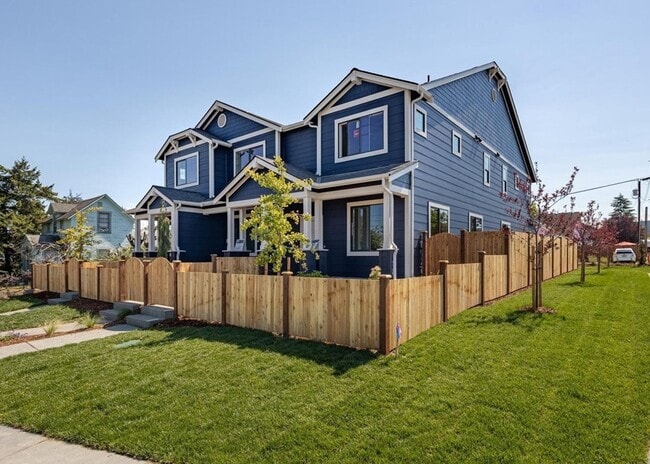 Building Photo - N18