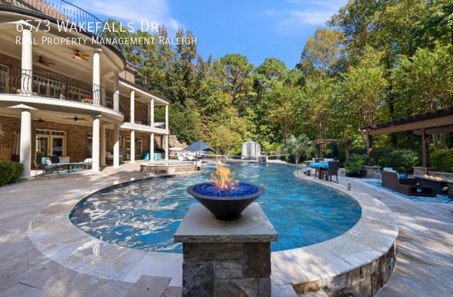 Building Photo - 6573 Wakefalls Dr