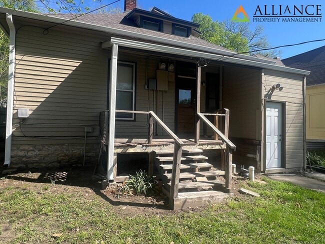 Building Photo - 909 Leavenworth St
