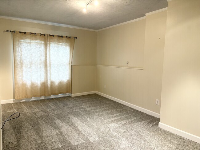 Building Photo - 501 Hearthstone Ridge
